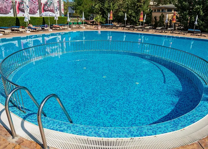 Sunny Plaza Cozy With Terrace Słoneczny Brzeg