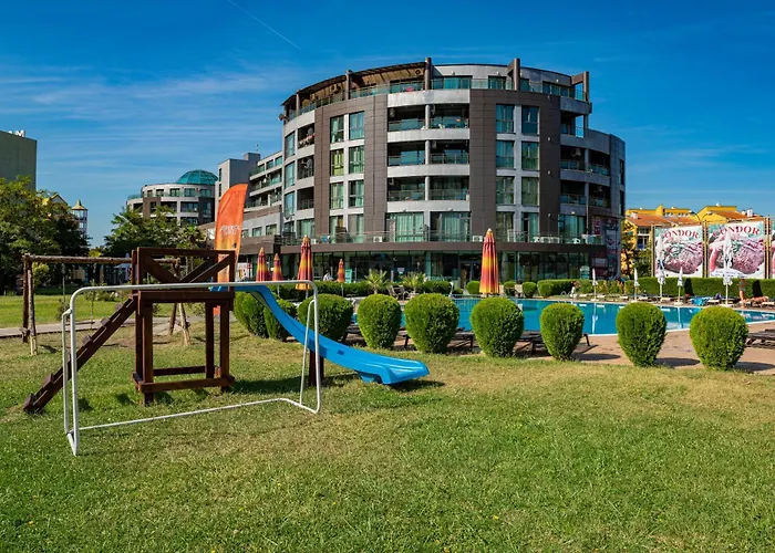 Sunny Plaza Cozy With Terrace Apartament *