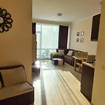 Appartement Sunny Plaza Cozy With Terrace *