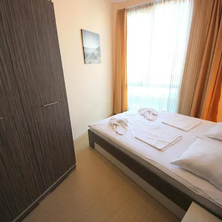 Sunny Plaza Cozy With Terrace By Menada Sunny Beach