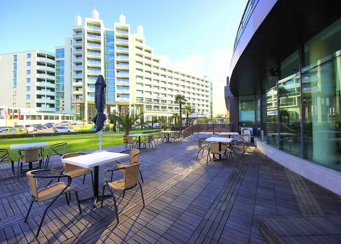 Sunny Plaza Cozy With Terrace Appartamento *